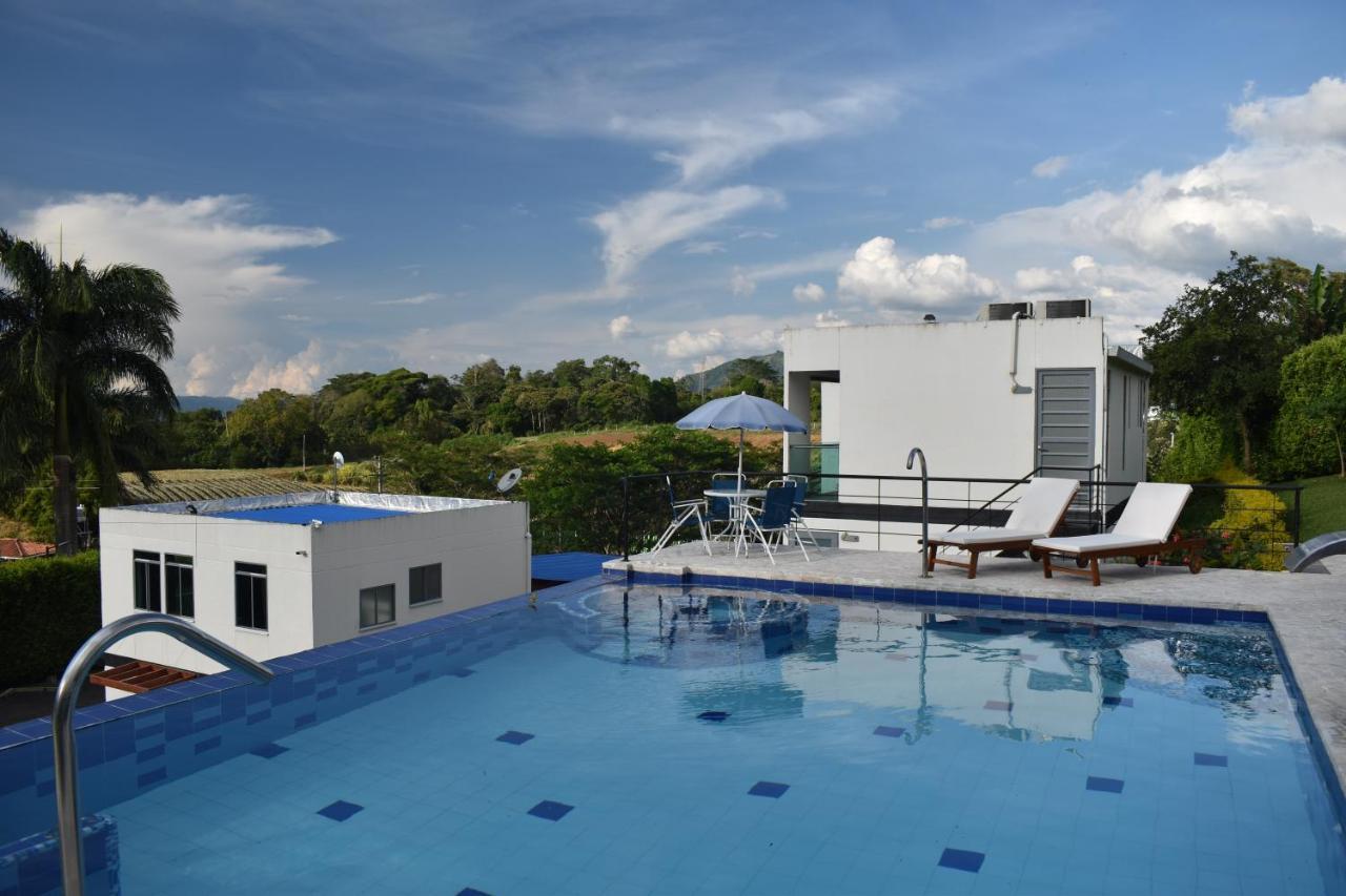 Hotel Syvanna Wellness And Spa Cerritos Luaran gambar