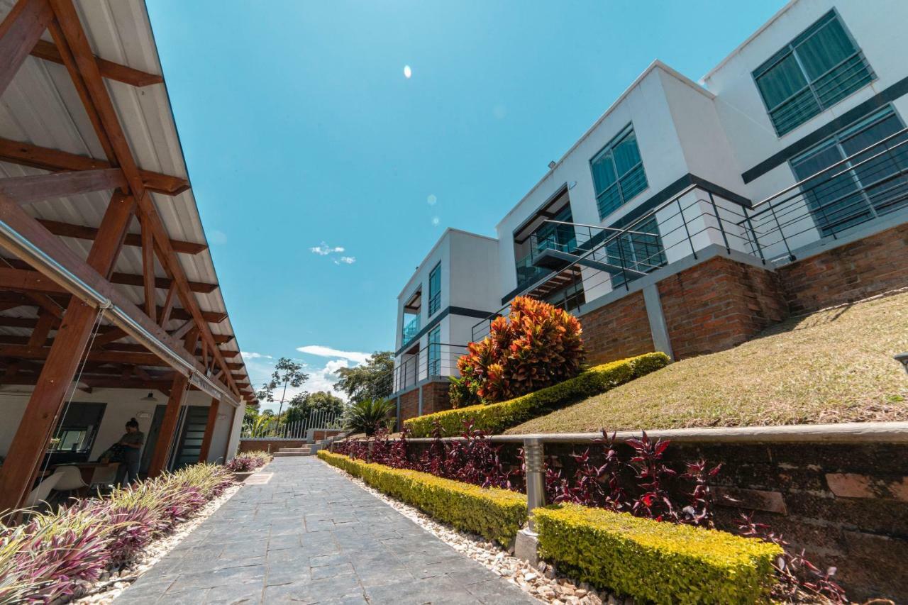 Hotel Syvanna Wellness And Spa Cerritos Luaran gambar