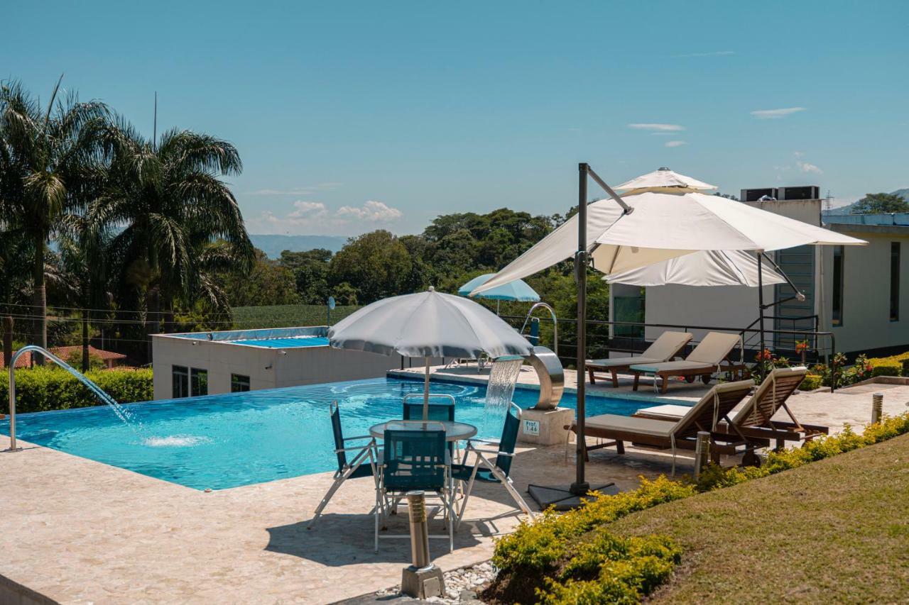Hotel Syvanna Wellness And Spa Cerritos Luaran gambar