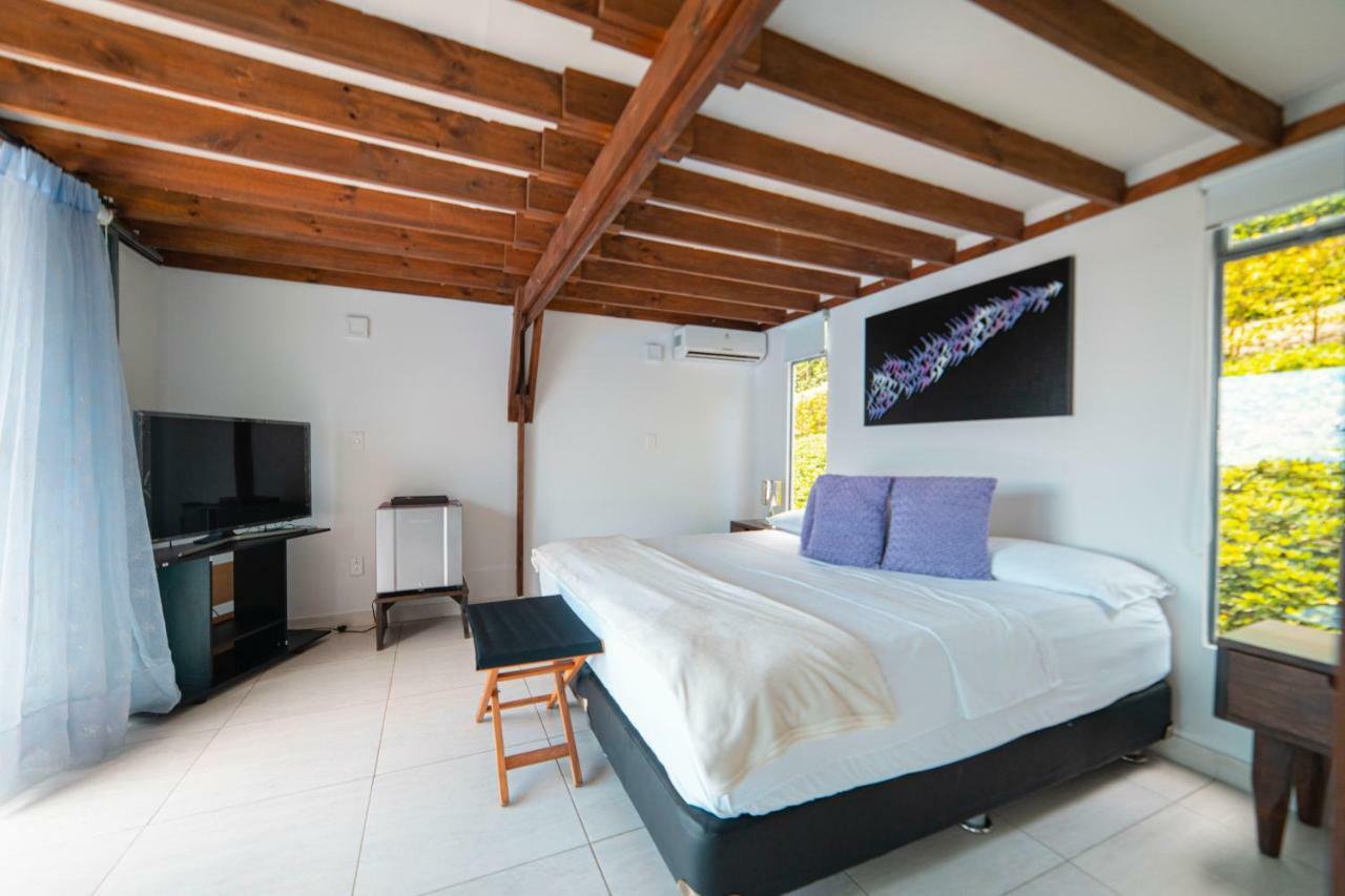 Hotel Syvanna Wellness And Spa Cerritos Luaran gambar